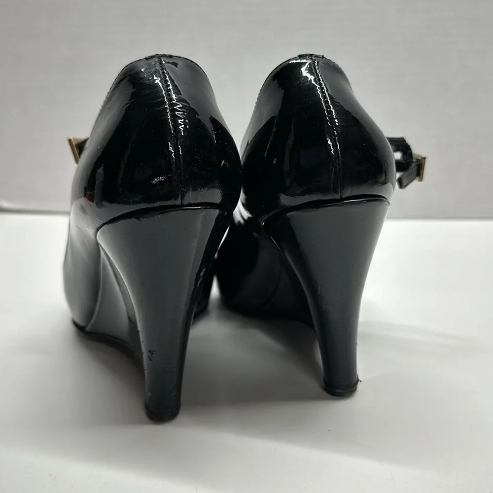 Fendi Wedges High Heel Shoes Shiny Patent Leather Peep Toe Black Size 38 US 8